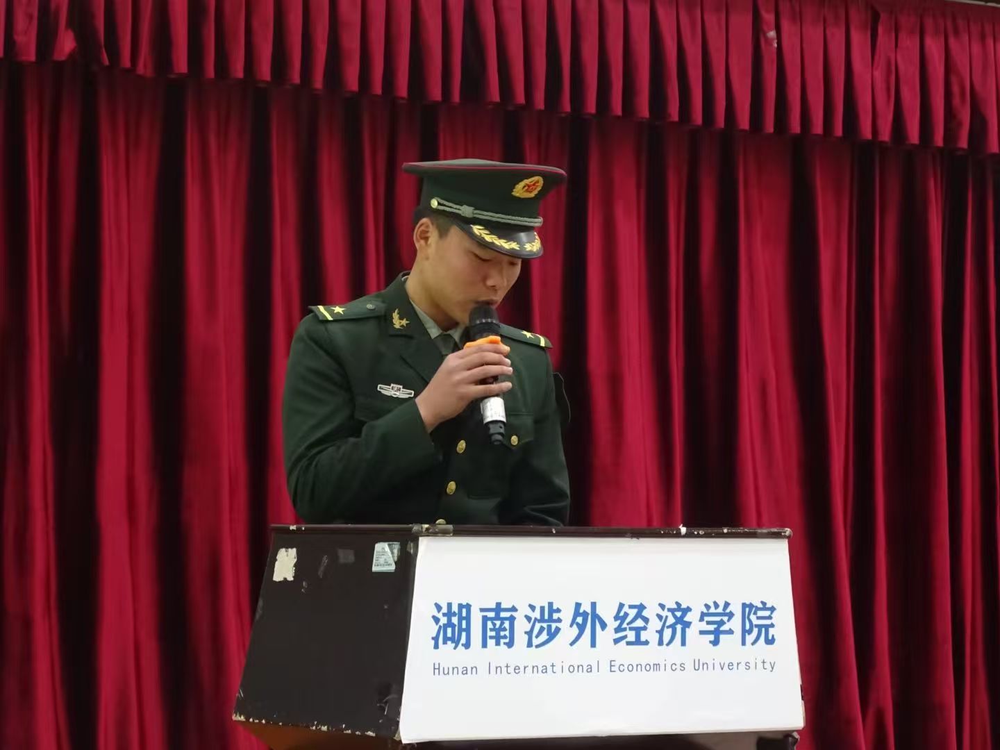 李博诚